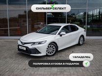 Toyota Camry 2.5 AT, 2021, 76 949 км, с пробегом, цена 3 482 400 руб.