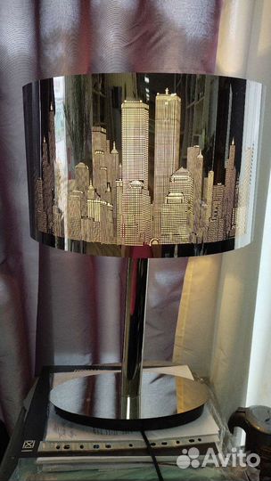 Лампа настольная