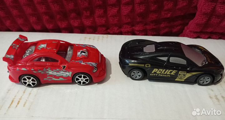 Машинки пластиковые пакетом