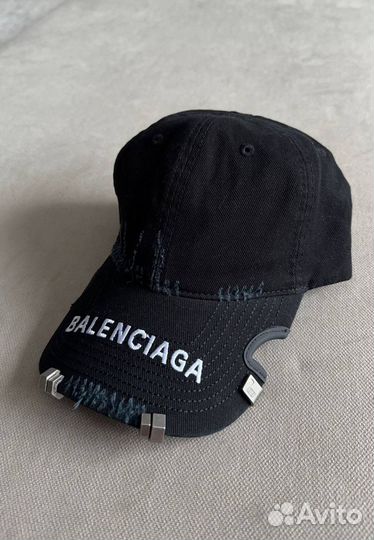 Бейсболка Balenciaga