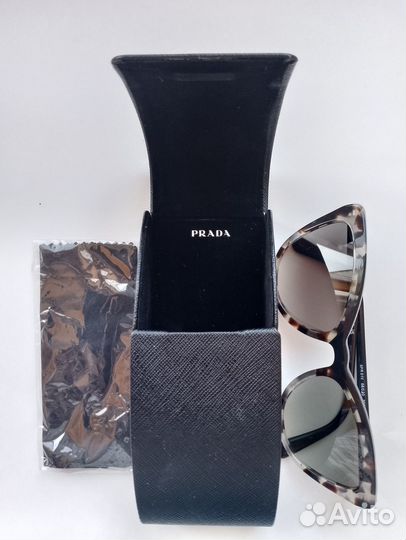 Солнцезащитные очки Prada оригинал