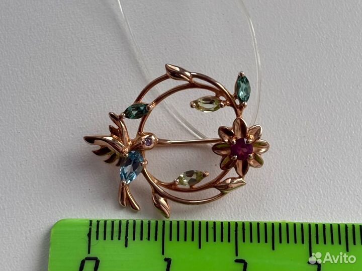 Брошь золотая 585