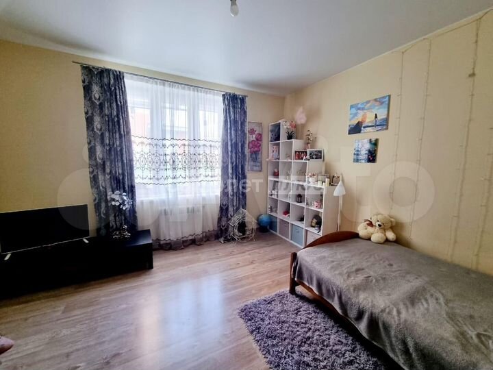 2-к. квартира, 57 м², 1/5 эт.