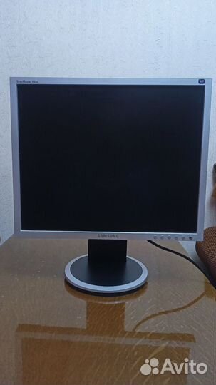 Монитор 19 дюймов Samsung SyncMaster 940n