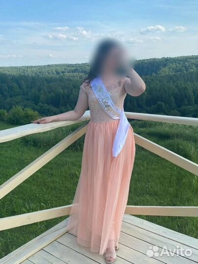 Платье на выпускной в пол