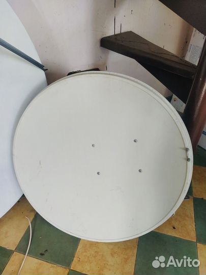 Спутниковые тарелки 135,90см