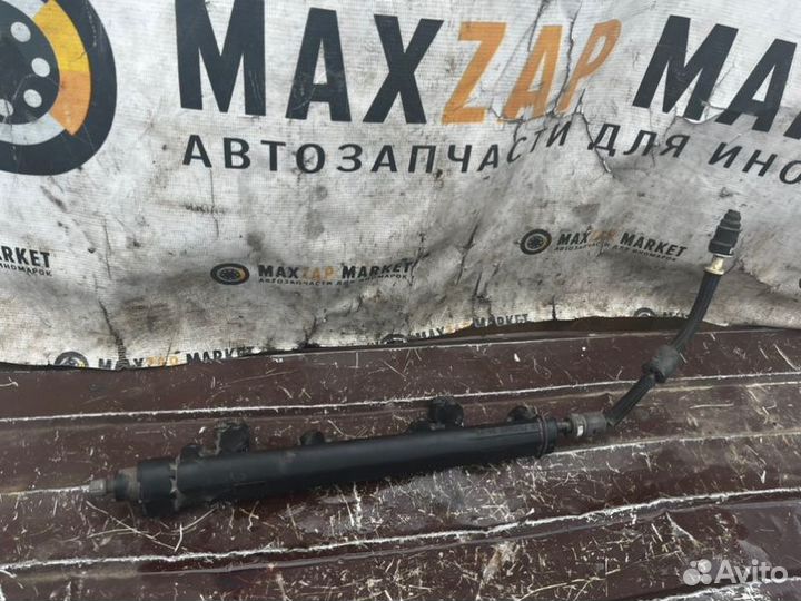 Топливная рампа Peugeot 308 1.6 EP6 2009