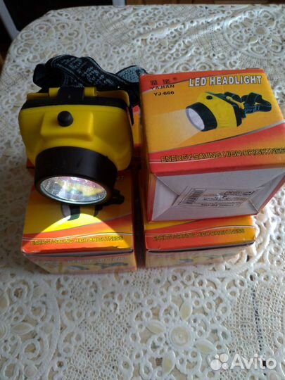Фонарик налобный новый YJ-666