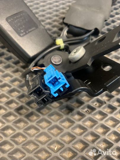 Замок ремня безопасности задний Mercedes-Benz