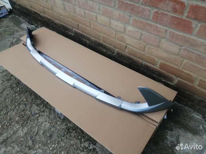 Накладка на передний бампер Toyota C-HR 2021-2023