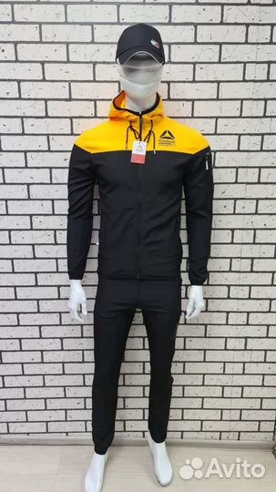 Спортивный костюм reebok