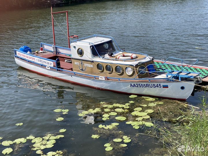 Прогулки на катере