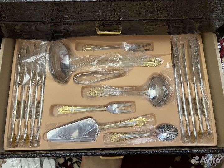 Набор столовых приборов