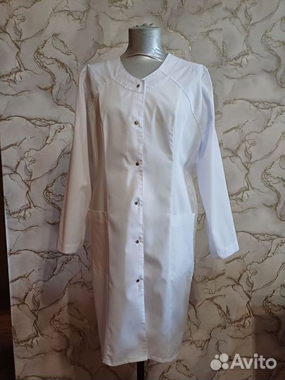 Медицинский халат женский 46,48. Отличные