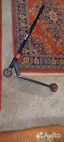 Трюковой самокат парк