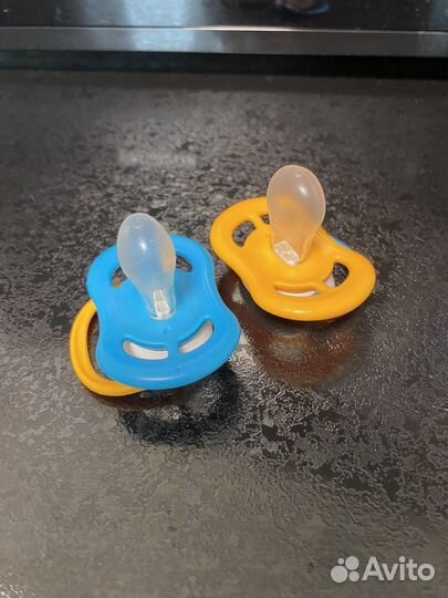 Соска пустышка avent 6-18 новые