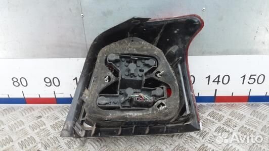 Фонарь задний левый toyota avensis T25 (EDN18MX01)