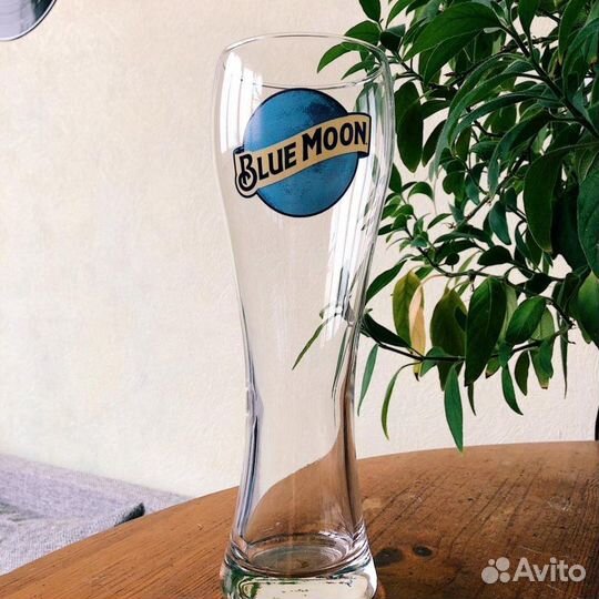 Бокалы и шоты