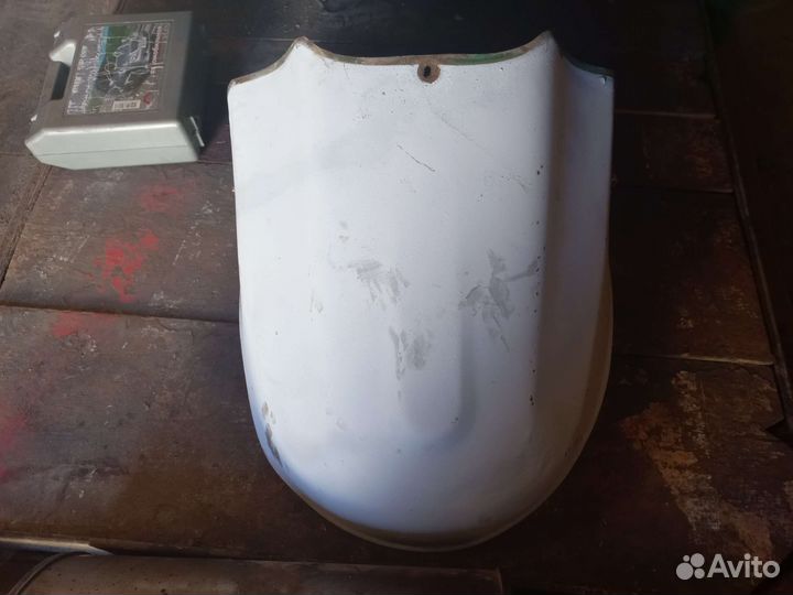 Крыло переднее Б/У на мотороллер,Турист,Муравей