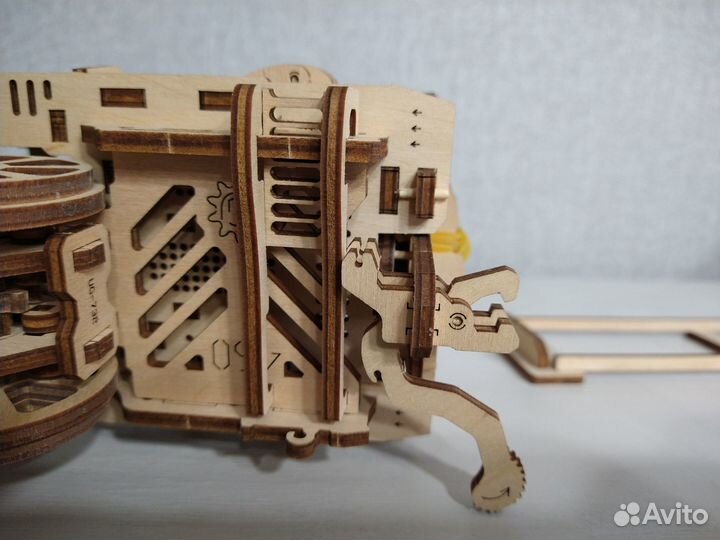 Деревянный конструктор UGears Локомотив с рельсами