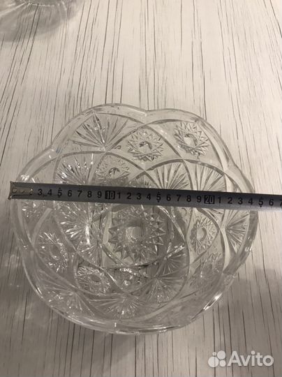 Хрустальная ваза