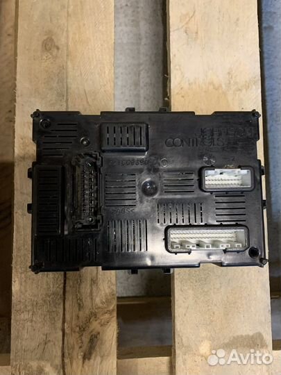 Блок комфорта nissan tiida с11