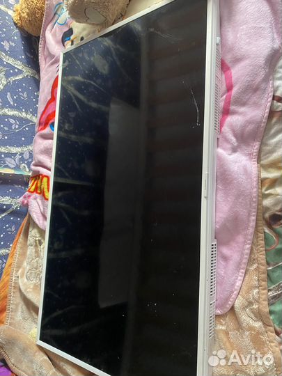 Телевизор на запчасти samsung
