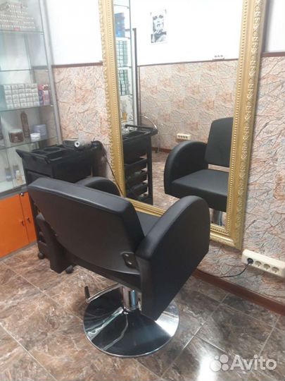 Рабочее место в салоне красоты