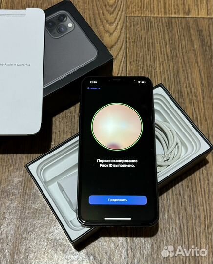 iPhone 11 Pro Max, 64 ГБ