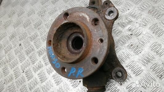 Ступица передняя правая renault master 3 (HEA30N90