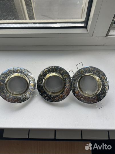 Светильник встраиваемый