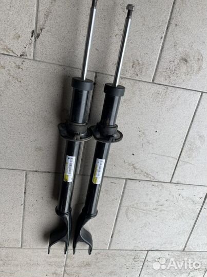 Амортизаторы передние Mercedes-Benz