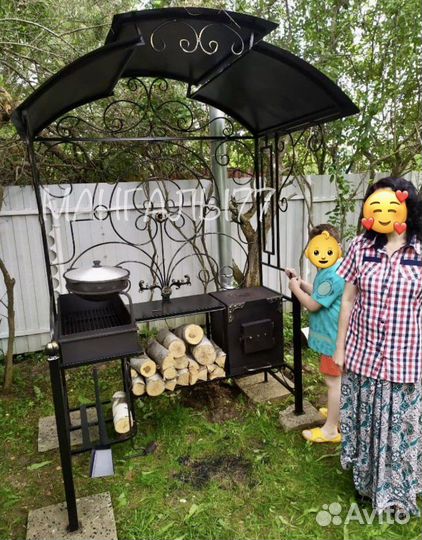 Мангал с крышей