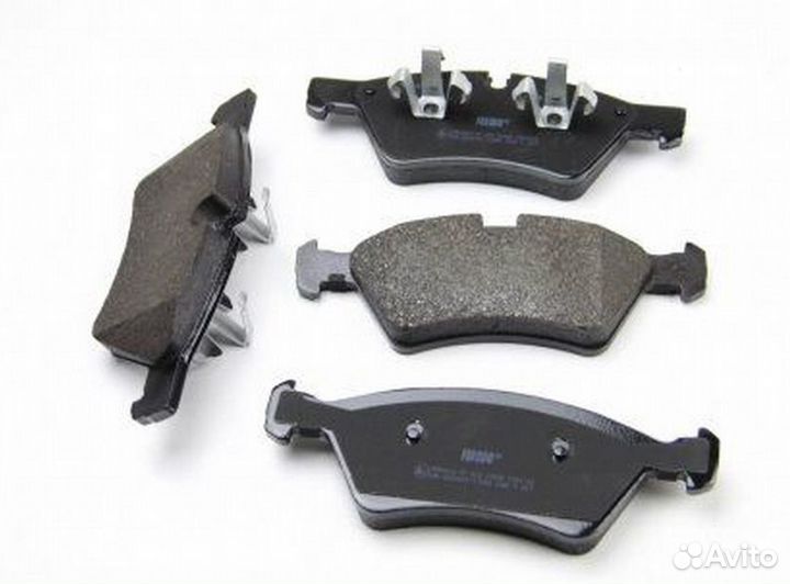 Колодки тормозные передние на Mercedes