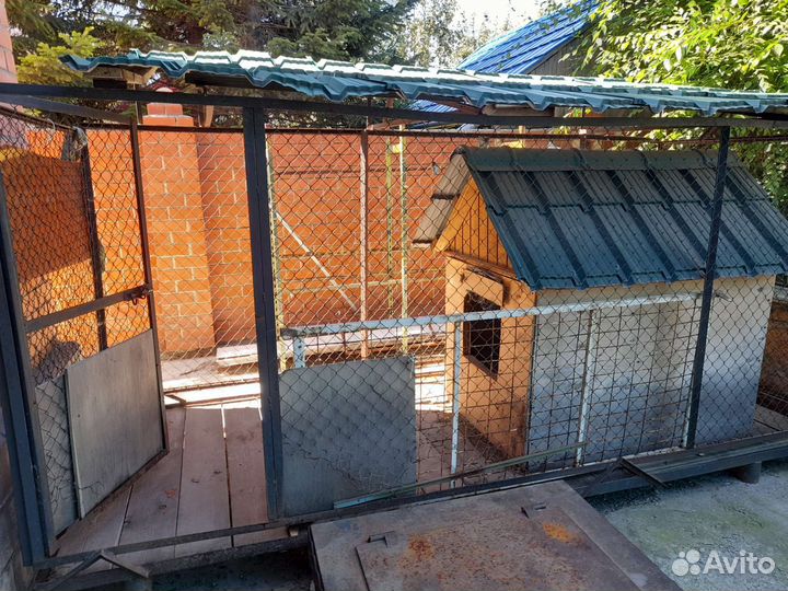 Вольер для собак с будкой уличный
