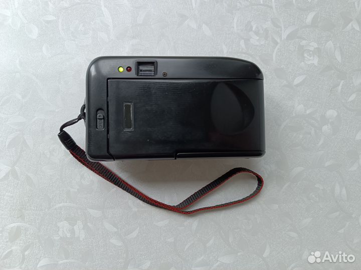 Плёночный фотоаппарат мыльница Тома М-900