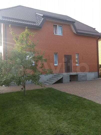 Комната 15 м² в 6-к., 1/3 эт.