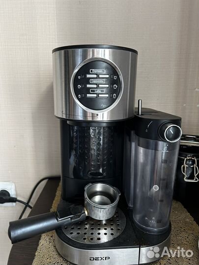 Кофемашина Dexp