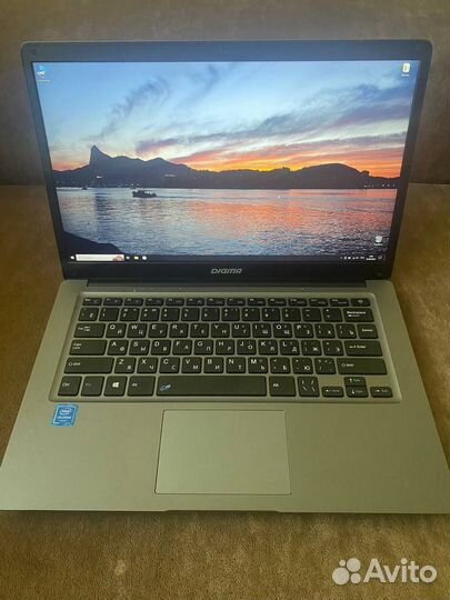 Ноутбук новый в коробке