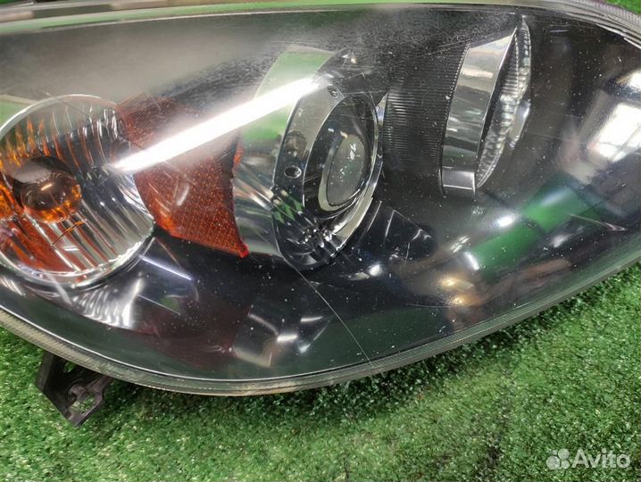 Фара правая ксенон Mazda 3 (BK) 2005