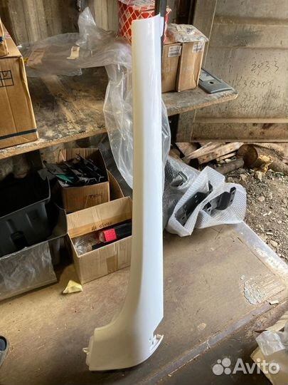 Накладка лобового стекла левая Man Tgs Tgx