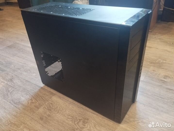 Корпус для пк. Atx, cooler master. Игровой