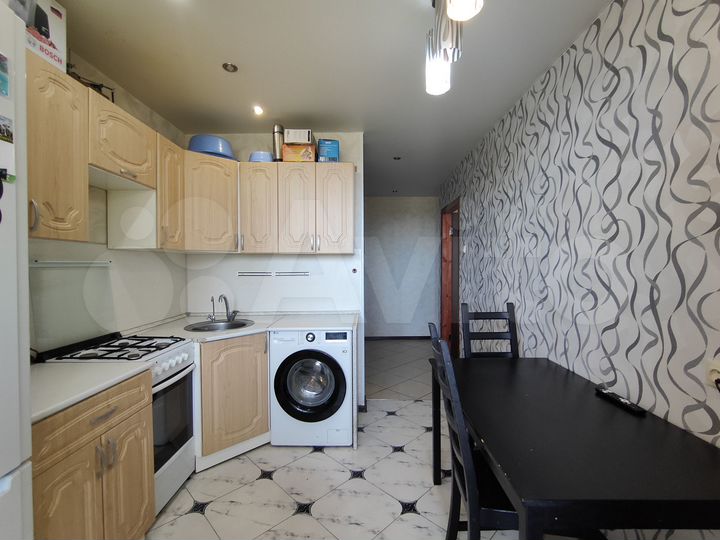 2-к. квартира, 53 м², 3/5 эт.