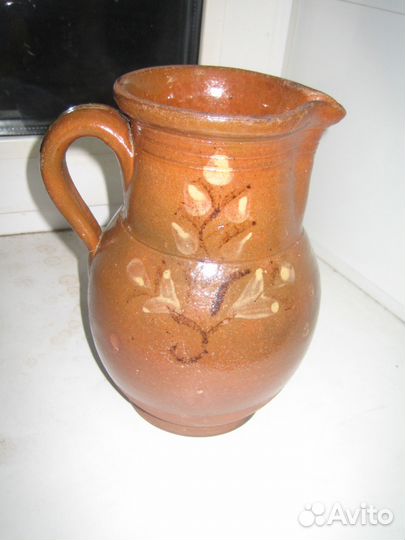 Старинный глиняный кувшин, ручная работа