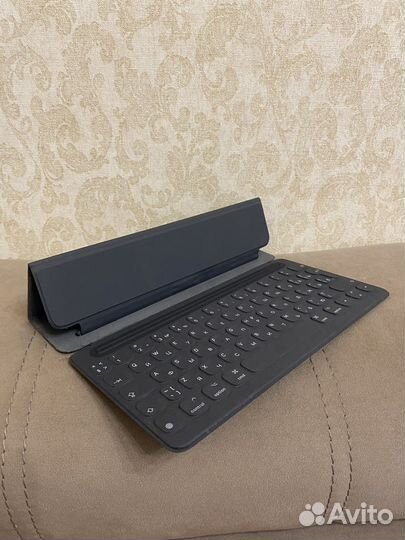 Клавиатура Apple smart keyboard