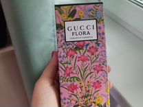 Духи gucci Flora gorgeous gardenia