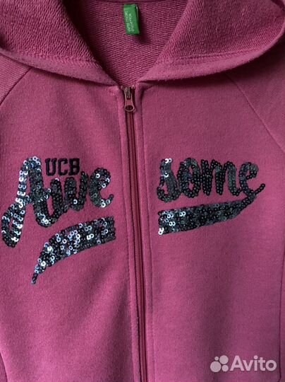 Свитшот с капюшоном фирмы «Benetton»122