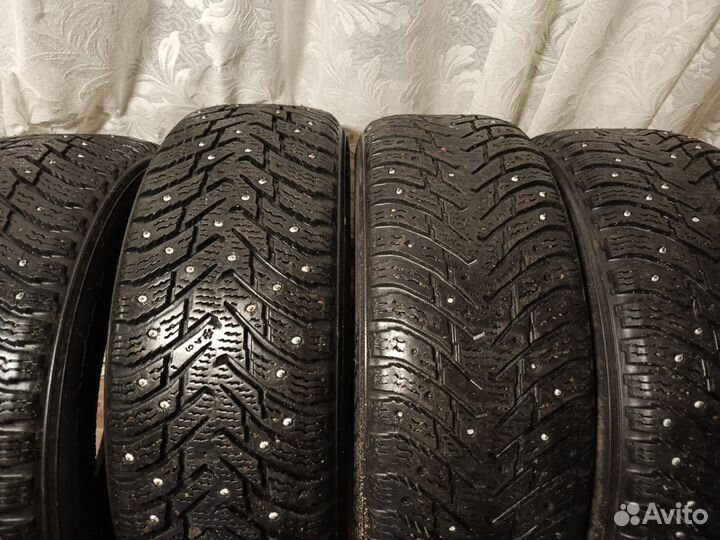 Nokian Tyres Hakkapeliitta 8 185/65 R15 92T