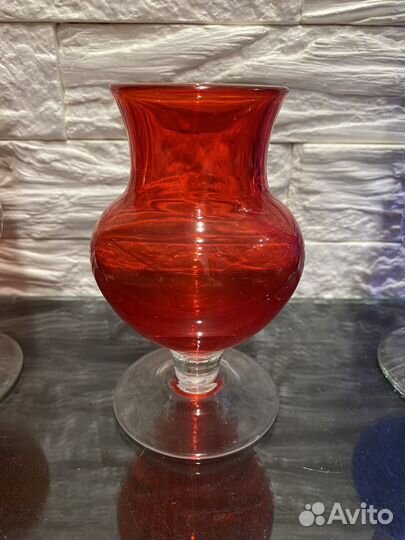 Ваза кобальтовое и рубиновое стекло