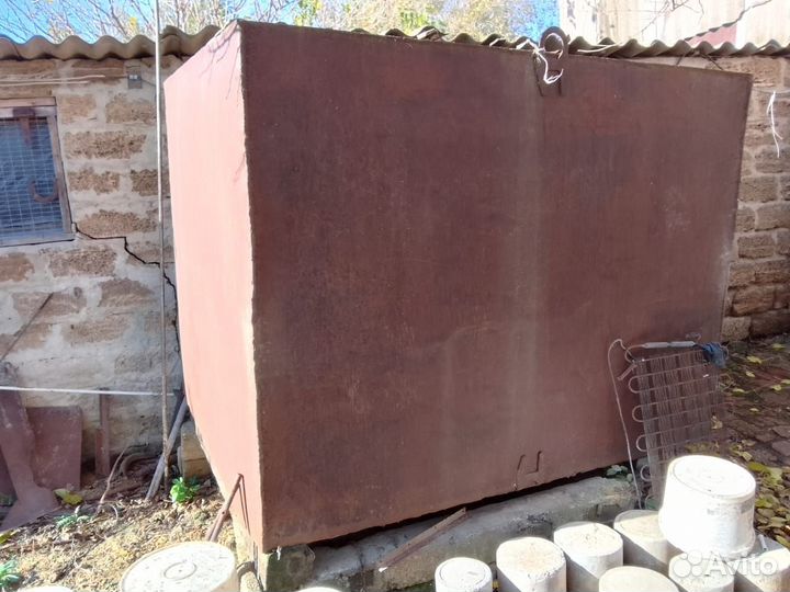 Емкость металлическая